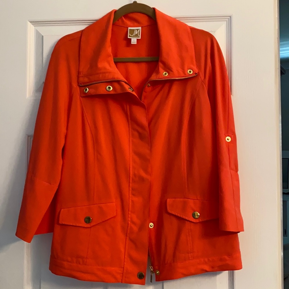 Light-weight jacket